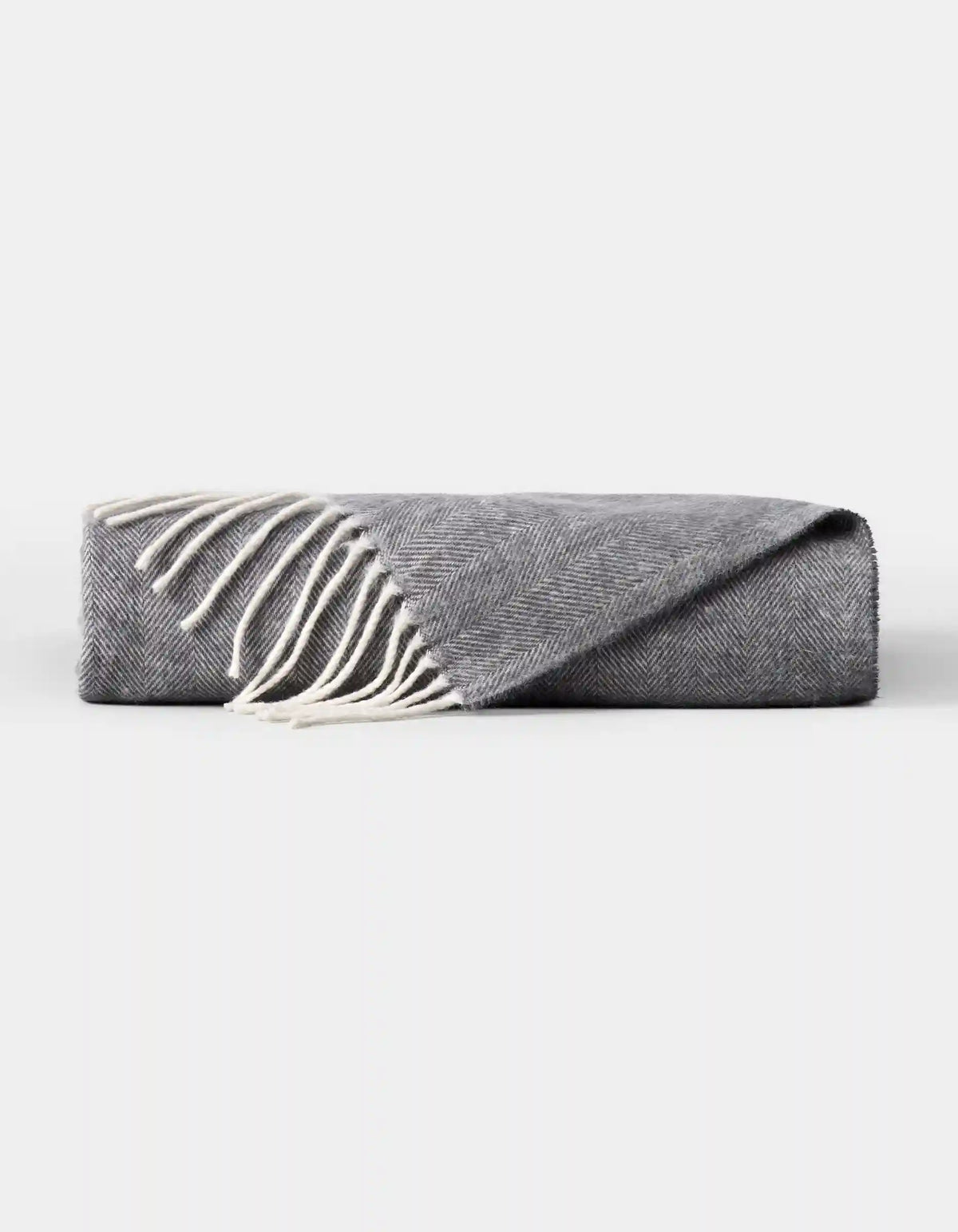 Bamboo Herringbone Tassel Throw
