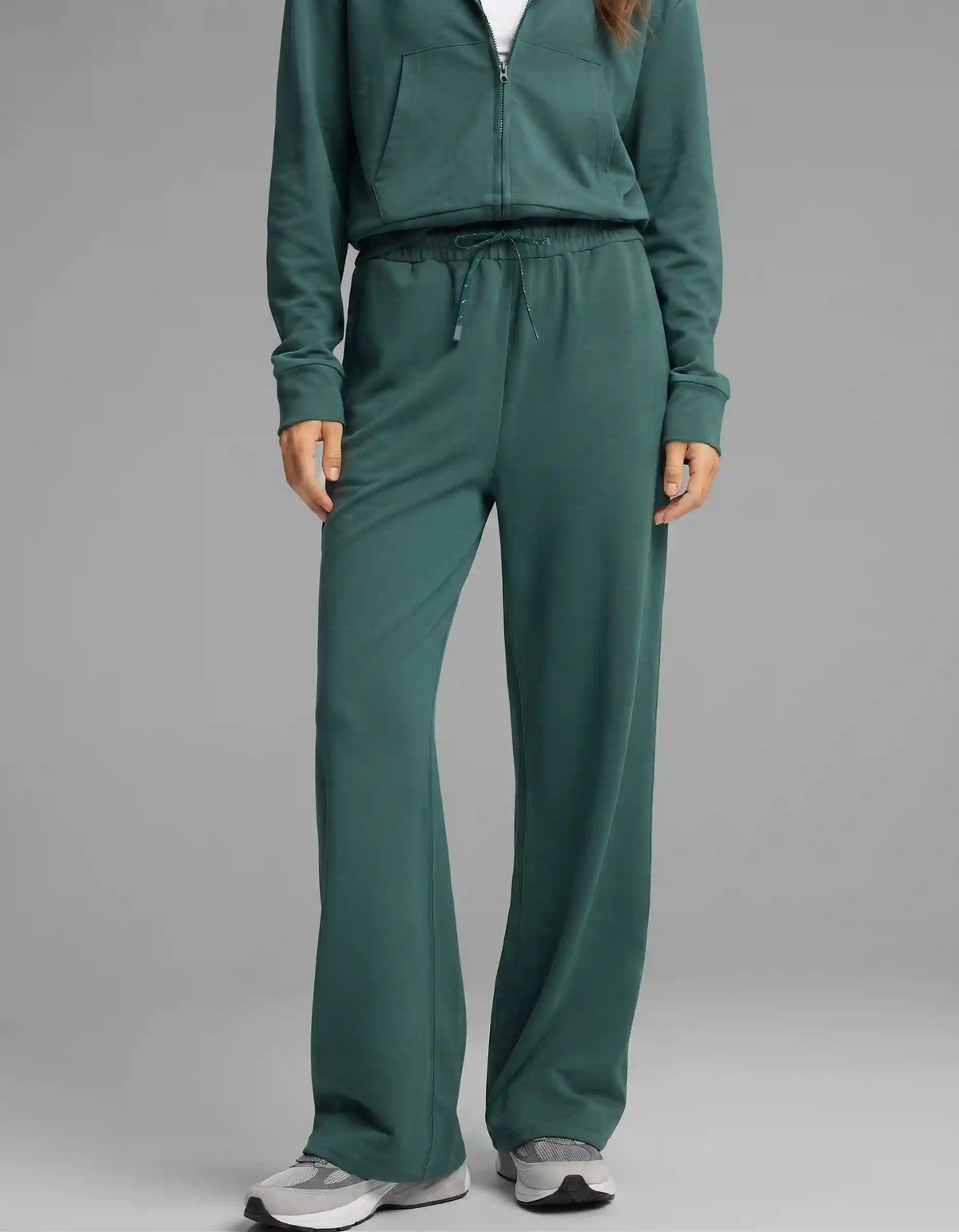 Women's Versa Full-Zip Hoodie & Wide Leg Pant Set