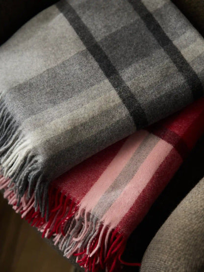 Lucca Throw - Last Chance