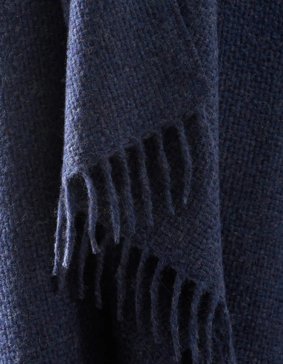 Lucia Throw