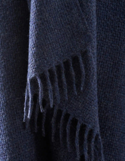 Lucia Throw