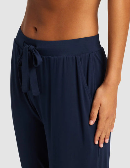 Women's Bamboo Stretch-Knit Tapered Pant