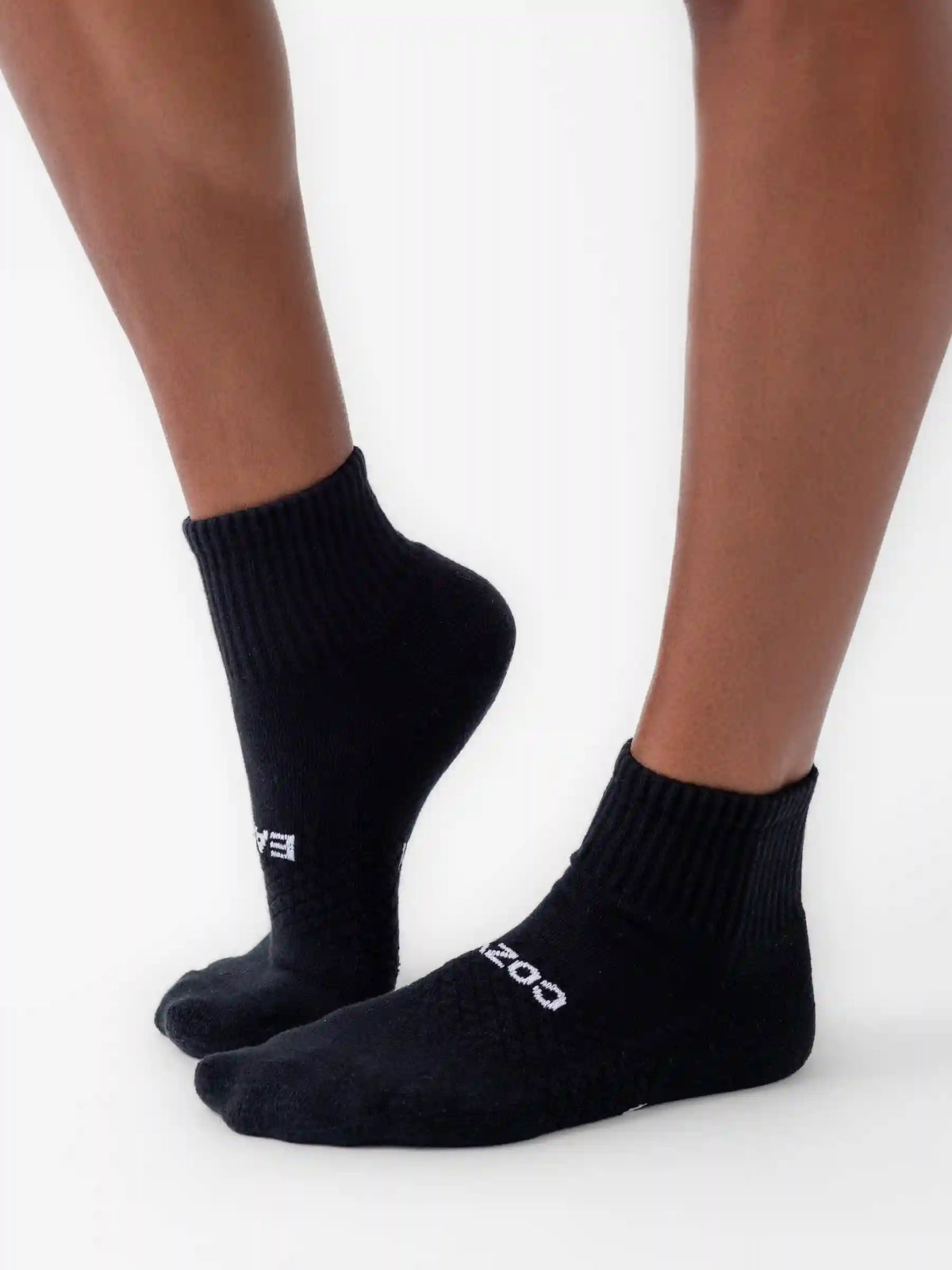 Women's Essential Quarter Sock 2-Pack