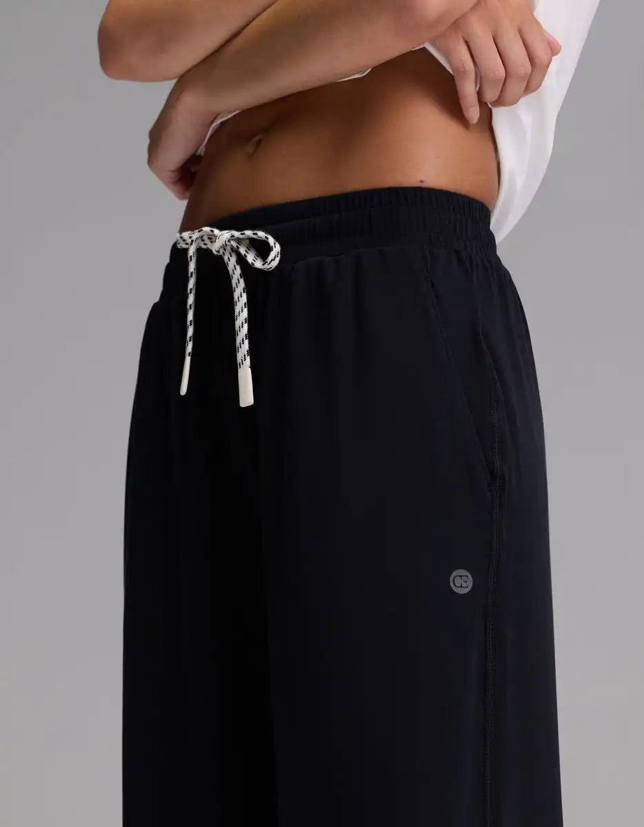 Women's Studio Wide Leg Pant