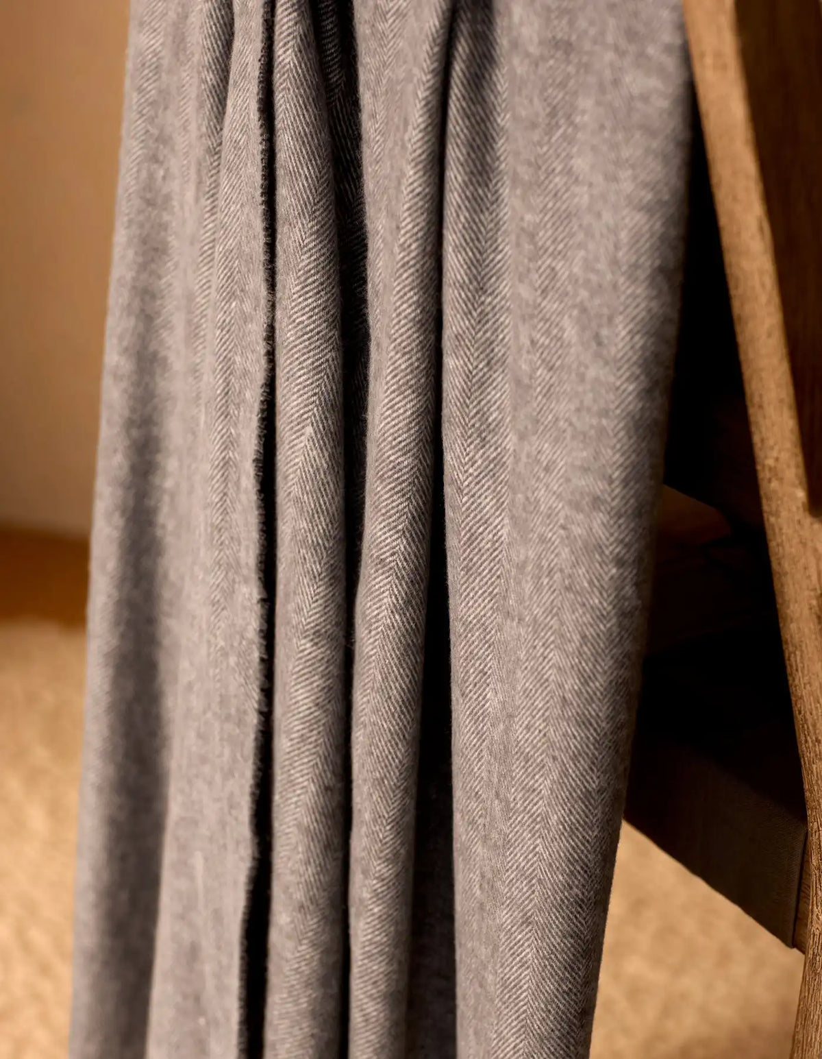 Bamboo Herringbone Tassel Throw